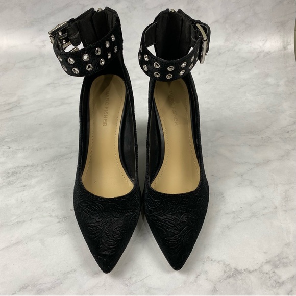 Marc Fisher: Dolanna Textured Suede Pointed Toe Zip Up Buckle Heels Black 7.5 - Picture 2 of 6